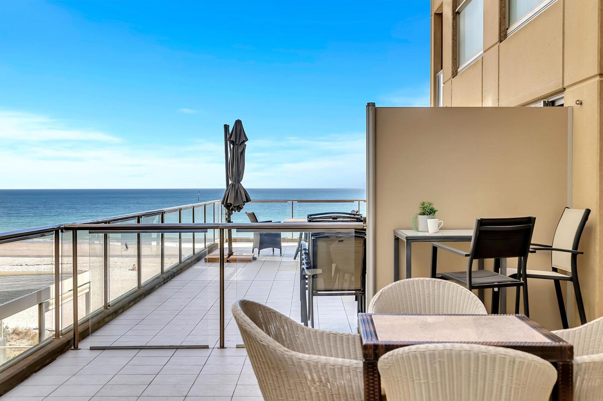 Pier 108 Glenelg Apartman Kültér fotó